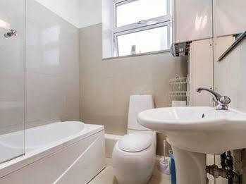Windsor Holiday Apartments London Eksteriør billede